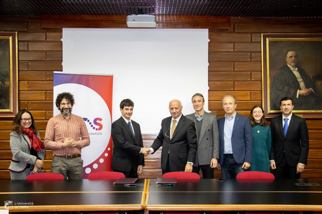 You are currently viewing MoU signed between the MCS and the University of Malta, a strive towards the betterment of science in Malta